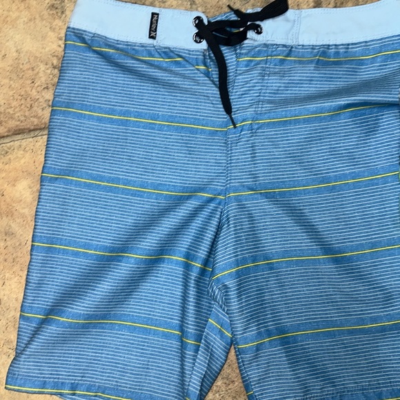 HURLEY SWIM BAGGIES/SHORTS (2) - Picture 3 of 4